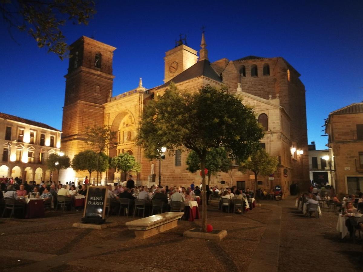 La Casona Del Abuelo Parra Hotel Villanueva De Los Infantes Bagian luar foto