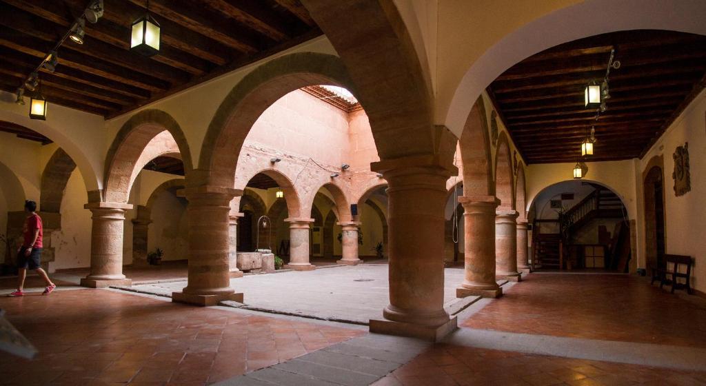 La Casona Del Abuelo Parra Hotel Villanueva De Los Infantes Bagian luar foto