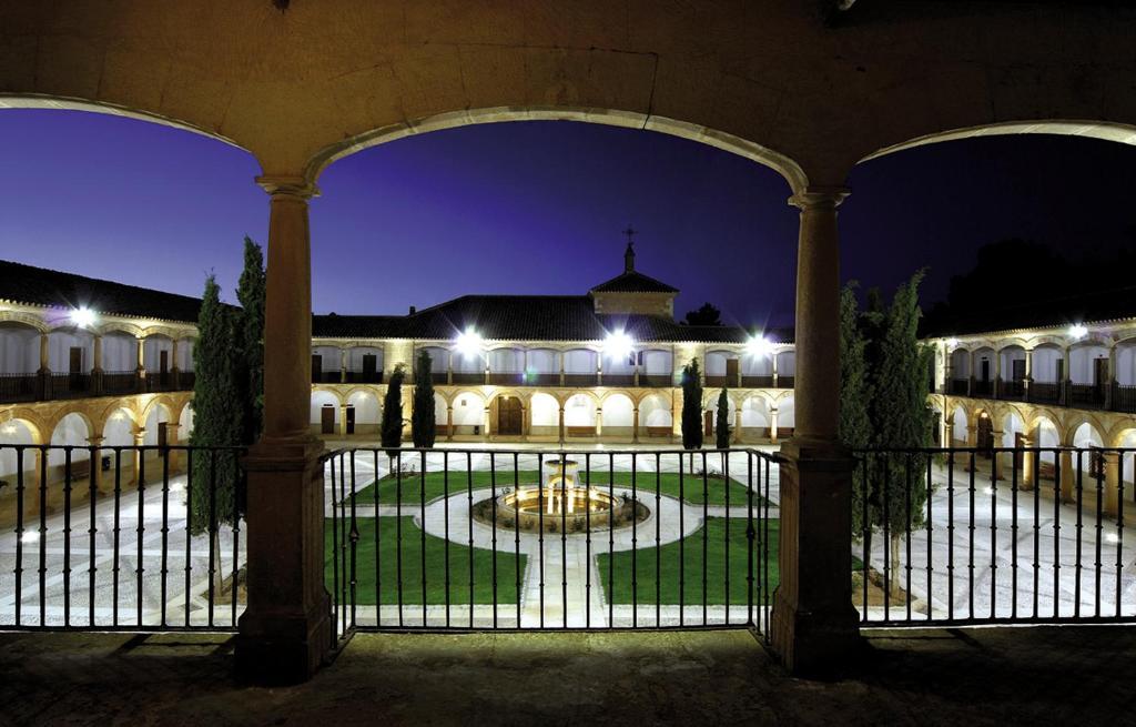 La Casona Del Abuelo Parra Hotel Villanueva De Los Infantes Bagian luar foto